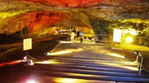 Tours in Jeursalem with Yishay Shavit - Zedekiah cave