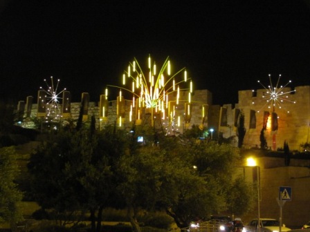 Tours in Jerusalem withe Yishay Shavit - The Light Festival Jaffa gate